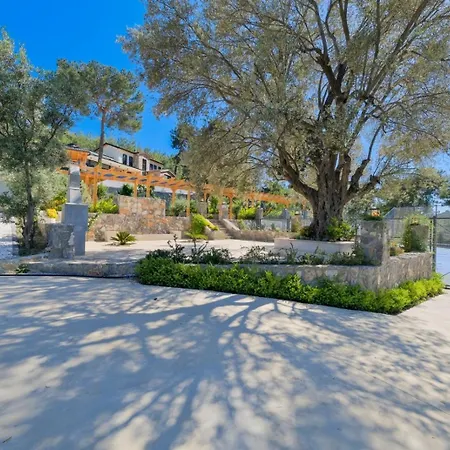 Sunsetpremiumgocek Villa *